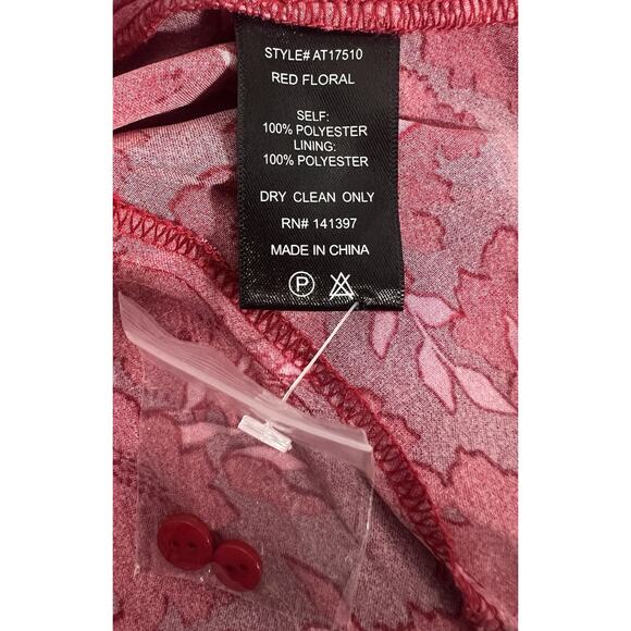 ASTR the Label Women’s Medium FLORAL MOCK NECK COWL DRAPE TOP in Red Floral - Picture 5 of 7